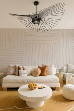 Linear Contrast Beige