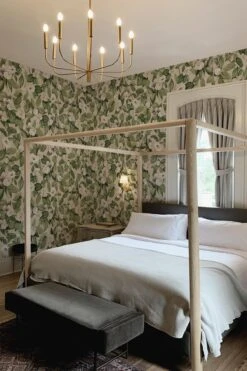 Magnolia Flower Small Creme White