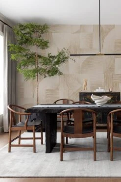 Linear Shadings Creme White