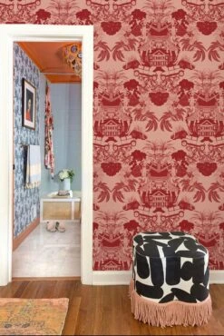 Toile DeMedallion Red