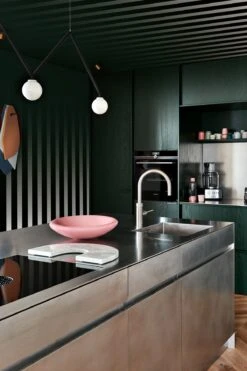 Gradient Stripe Green