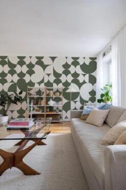 Retro Geometric Dark Green